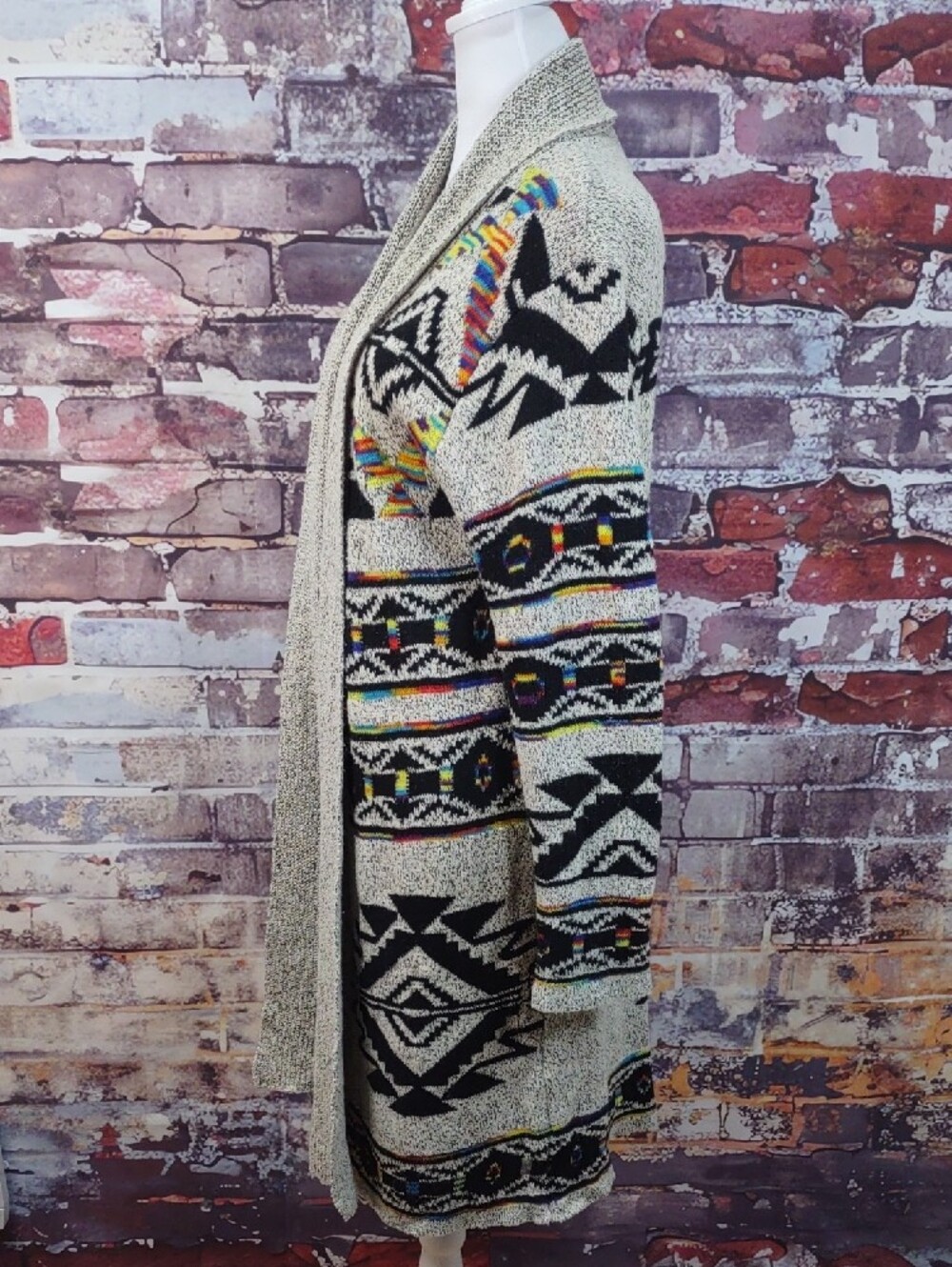 Open-Front Aztec Knit Cardigan - Picture 2 of 6